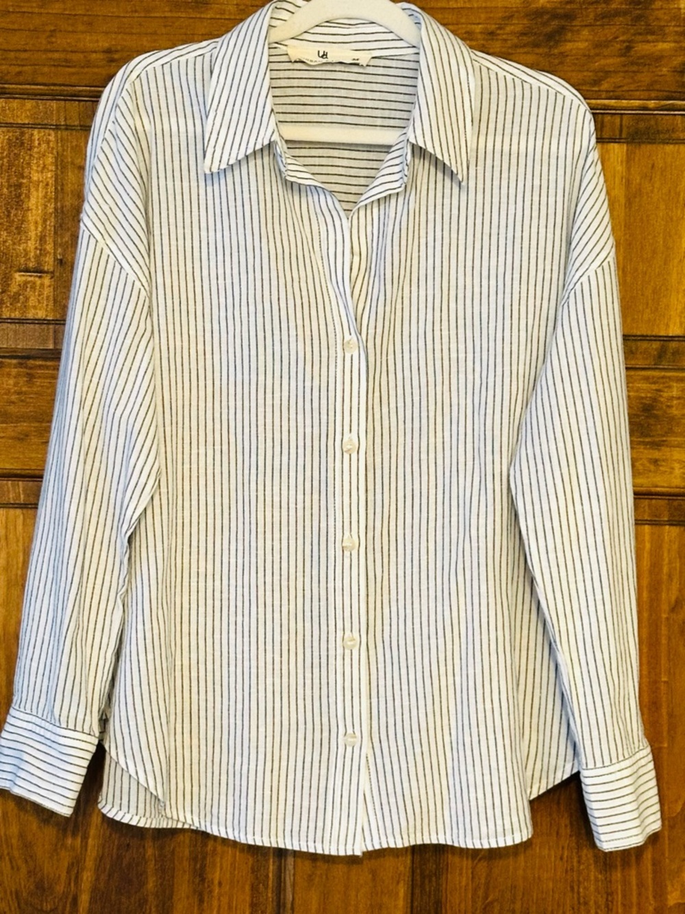 Urban Daizy Lightweight Cotton White Button-Up Shirt with Black Pinstripes